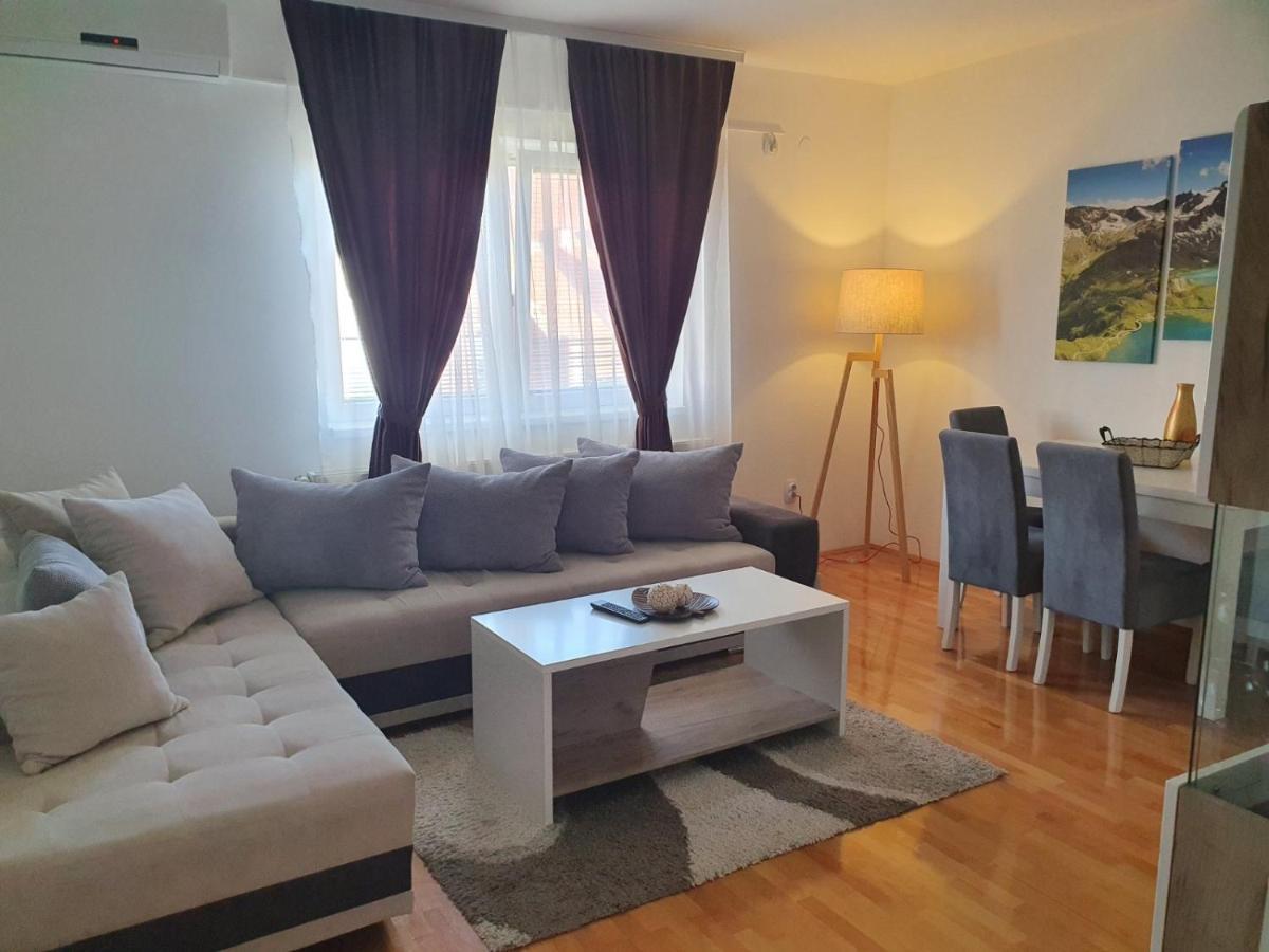 Family Apartments Zaječar Extérieur photo